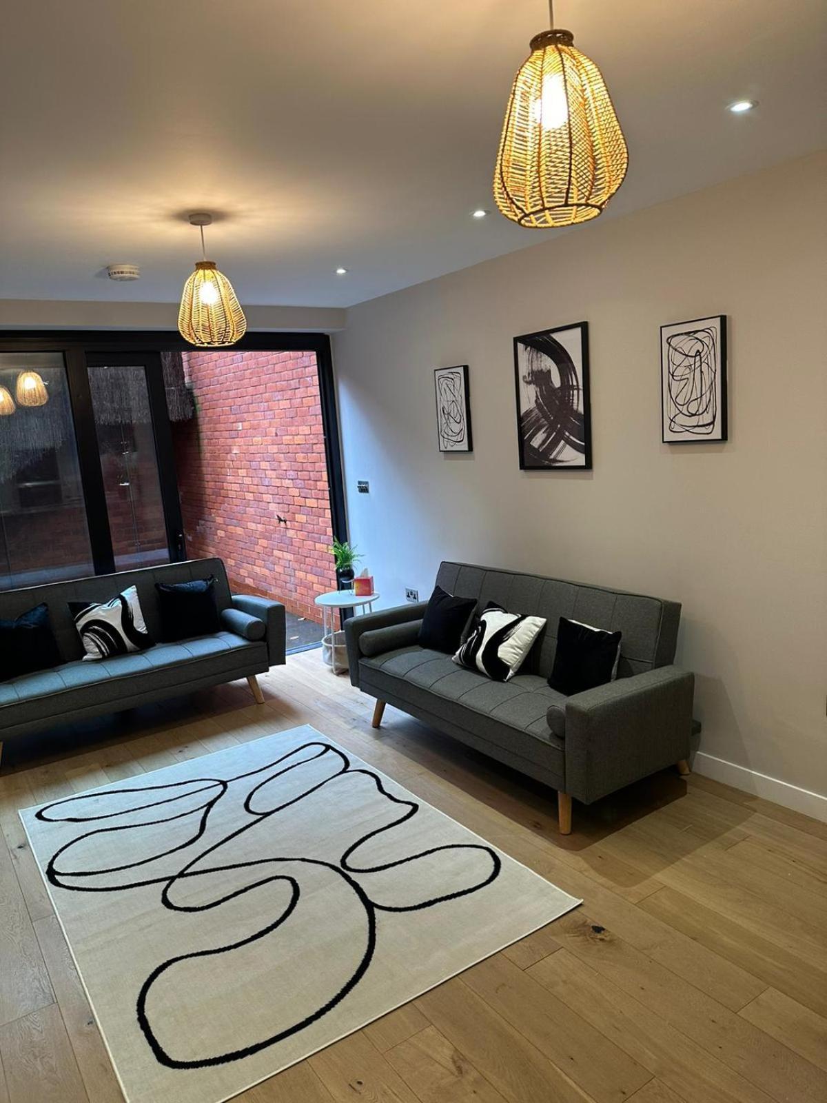 Richardson Deluxe Apartments - 3 Bed Londen Buitenkant foto